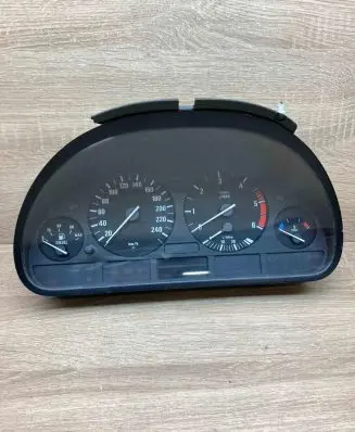 BMW 5 E39 Speedometer (instrument cluster) 6907018 110008735