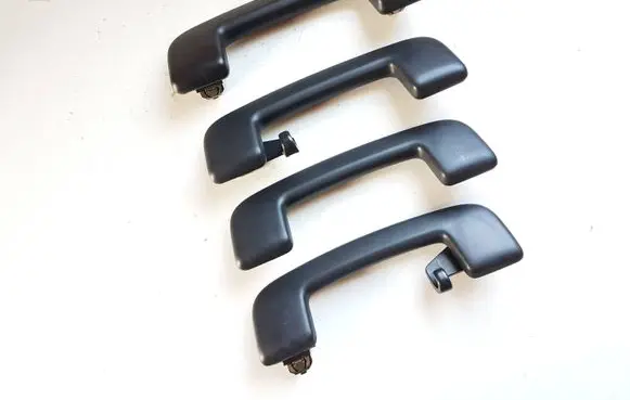 Mitsubishi Outlander IV A set of handles for the ceiling 7610A231XA 7610A232XA 7610A230XA
