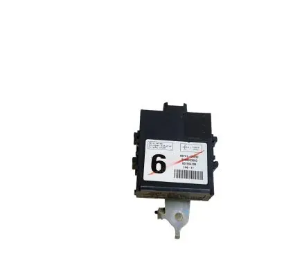 Toyota Avensis T270 Door control unit/module 001554208 S000003660 8974105090