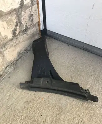 KIA Sorento Brake cooling air channel/duct 86572C5510