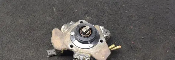Opel Corsa E Fuel injection high pressure pump 02006178434 0445010426 55255416