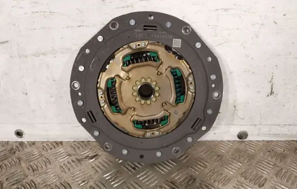Toyota RAV 4 (XA50) Clutch pressure plate 9C280861