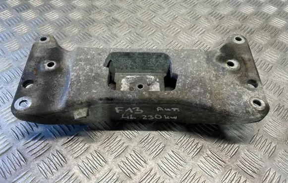 BMW 6 F12 F13 Gearbox mounting bracket 6777613