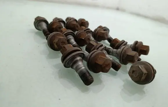 Peugeot 508 Nuts/bolts 