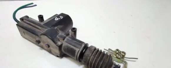 Opel Astra G Central locking motor 