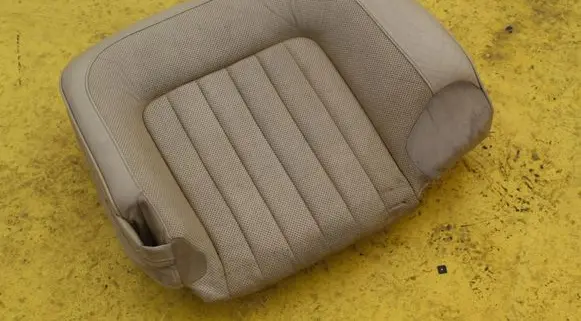 Volkswagen Phaeton Rear seat 