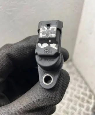 Chrysler Voyager Camshaft position sensor 0281002667