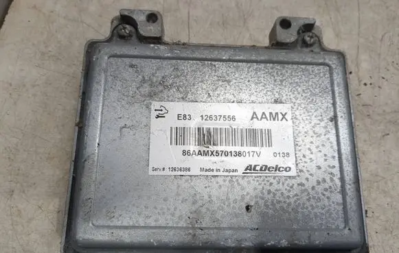 Opel Meriva B Engine control unit/module 12637556 12636386