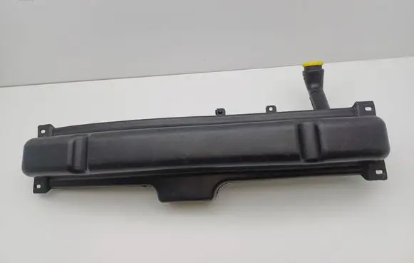 Opel Omega B1 Windshield washer fluid reservoir/tank E1145R015012