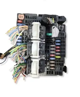 Peugeot 508 RXH BSM Control unit 9811985380 62341733 BSMZ0901