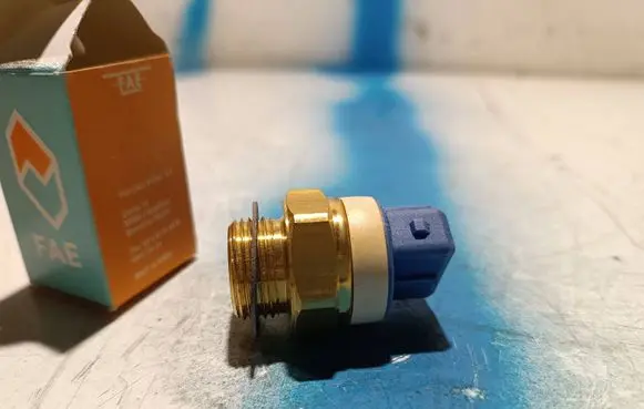 Peugeot 406 Coolant temperature sensor 7.5122