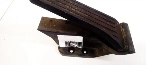 Mercedes-Benz C AMG W204 Accelerator throttle pedal A2043000004
