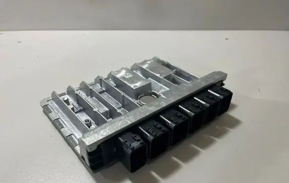 BMW X6 G06 Engine control unit/module 5B5D985 5B4D4B6