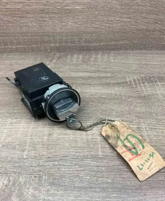 Volkswagen PASSAT B6 Ignition lock 3C0905843M Used