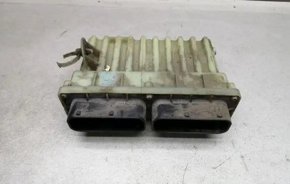 Opel Zafira A Fan control module 24410130