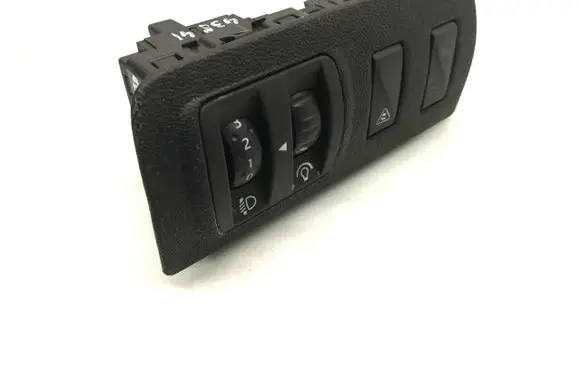 Renault Scenic III - Grand scenic III Headlight level height control switch 648450001R
