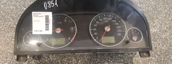 Ford Mondeo Mk III Speedometer (instrument cluster) 3S7F10841