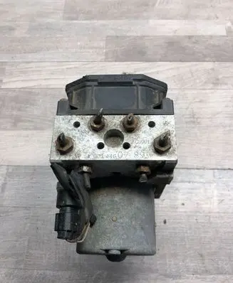 Mercedes-Benz Sprinter W901 W902 W903 W904 ABS control unit/module A0014460789VR