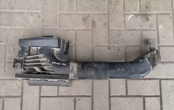 Ford Galaxy Air intake duct part AG919E635AC 1061976S01 1062008S01