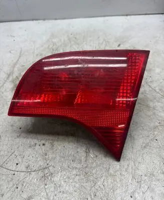 Audi A4 S4 B6 8E 8H Tailgate rear/tail lights 484572