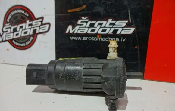 Audi A3 S3 8P Windscreen/windshield washer pump 1K6955651