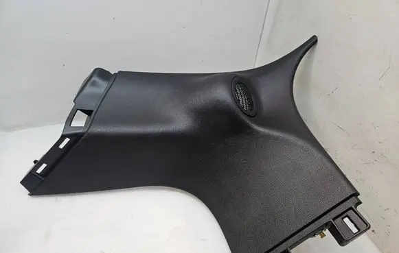 Jeep Grand Cherokee (D)pillar trim (top) 4097520 5VP14DX9AC 05X147201