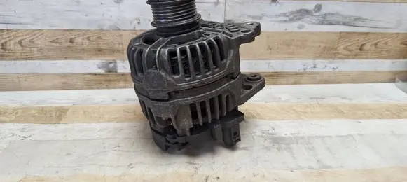 Volkswagen New Beetle Generator/alternator 038903023L 0124325001 038903023