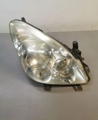 Toyota Corolla Verso AR10 Headlight/headlamp 