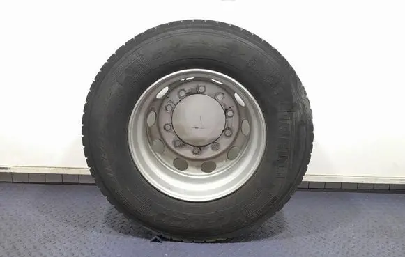 AC 428 R17 steel rim 