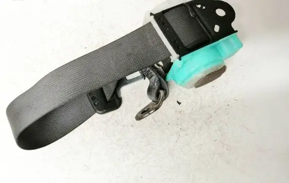 Mazda 6 Middle seatbelt (rear) 