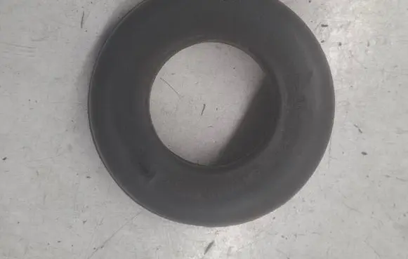 BMW 3 E90 E91 Rear coil spring rubber mount 6764419 3353676441903