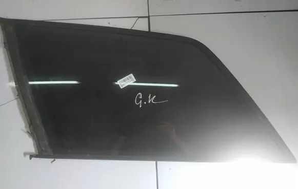 Audi A6 S6 C5 4B Rear side window AS2