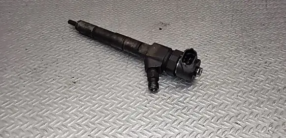Opel Vectra C Fuel injector 0445110159