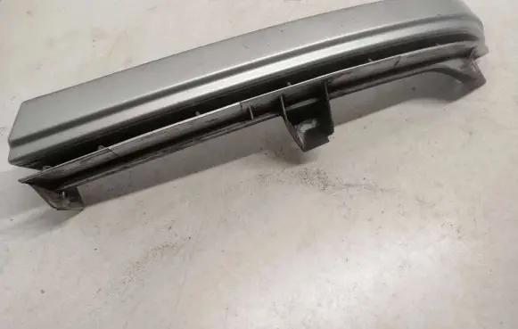 Under headlight/headlamp trim