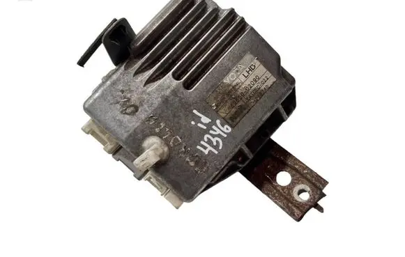 Toyota Corolla E120 E130 Power steering control unit/module 8965002090
