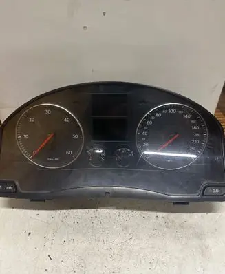 Volkswagen Golf Plus Speedometer (instrument cluster) 1K0920862K V0003000 VW4RZ0E0205702