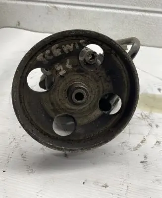 Renault Scenic II - Grand scenic II Power steering pump 7617955502