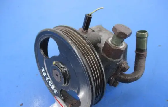 KIA Rio Power steering pump