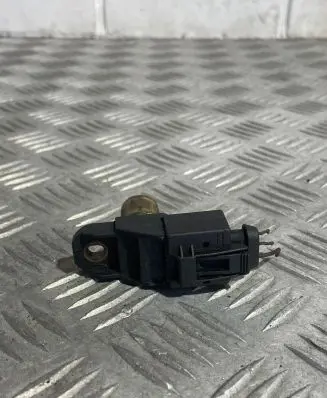 BMW 5 E39 Camshaft position sensor 779464603
