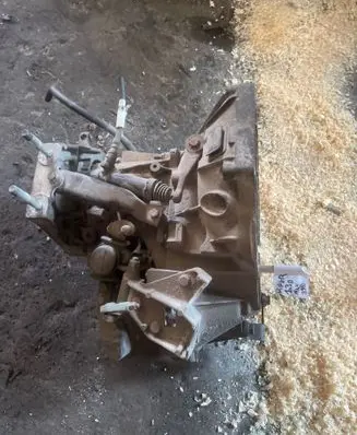 Peugeot Bipper Manual 5 speed gearbox
