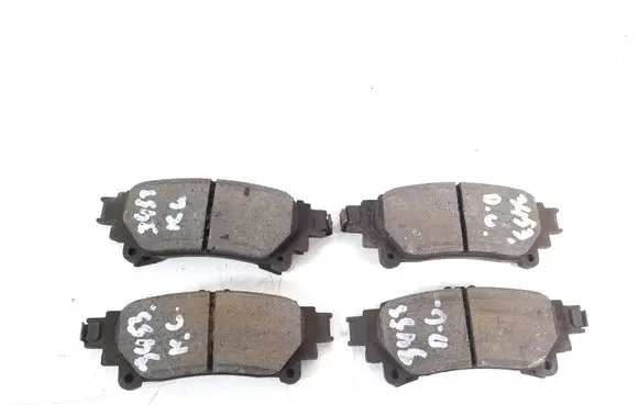 Toyota Prius+ (ZVW40) Brake pads (rear) 04466-47070