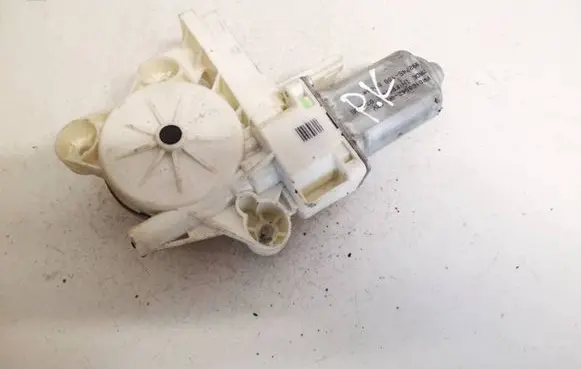 Volvo S40 Front door window regulator motor 992745100 992745-100