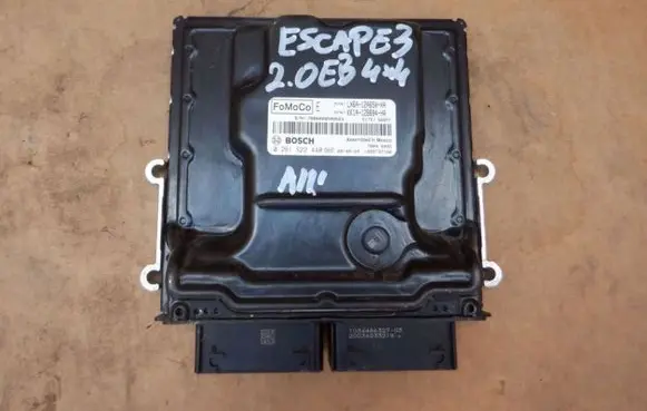 Ford Escape IV Engine control unit/module 12A650