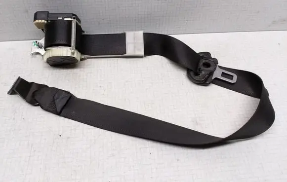 Opel Astra G Front seatbelt 33028473 33004615