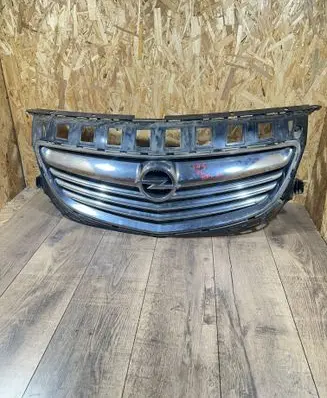 Opel Insignia A Front bumper upper radiator grill 22787080