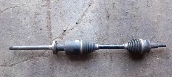 Jeep Cherokee Front driveshaft P68257065AB