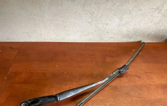 BMW X4 F26 Windshield/front glass wiper blade 721327108