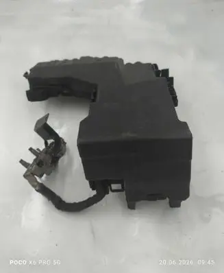 Peugeot 508 Fuse module 9665878080 0022661F01