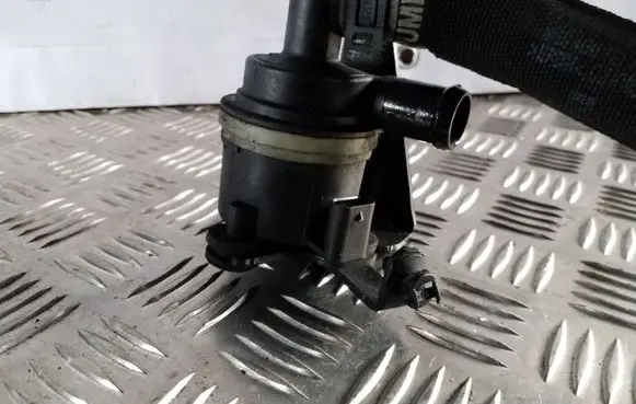 Audi A6 C7 Electric auxiliary coolant/water pump 5N0965561A
