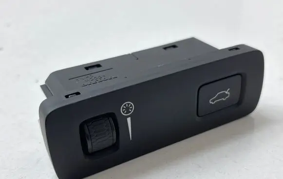 Volvo S90, V90 Tailgate opening switch P31376510 16W203 T16200154001